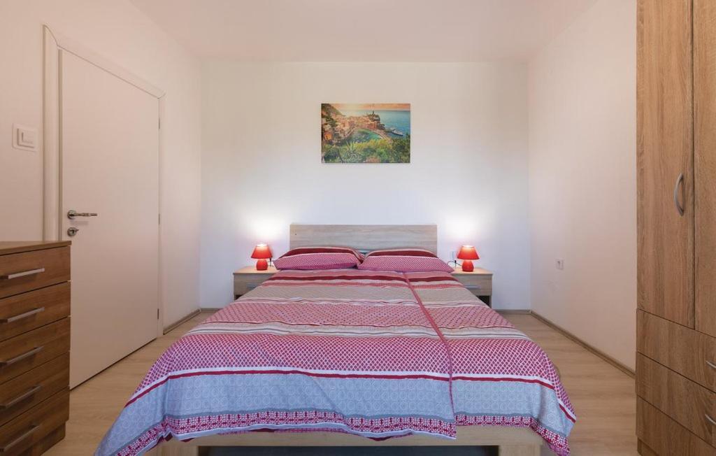 Popovic Appartement Pula Buitenkant foto