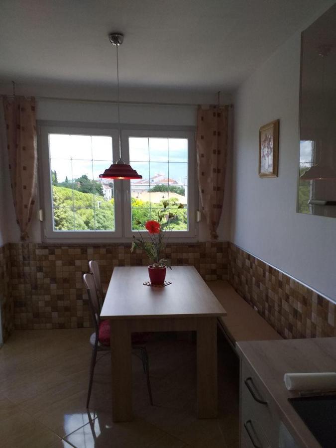 Popovic Appartement Pula Buitenkant foto