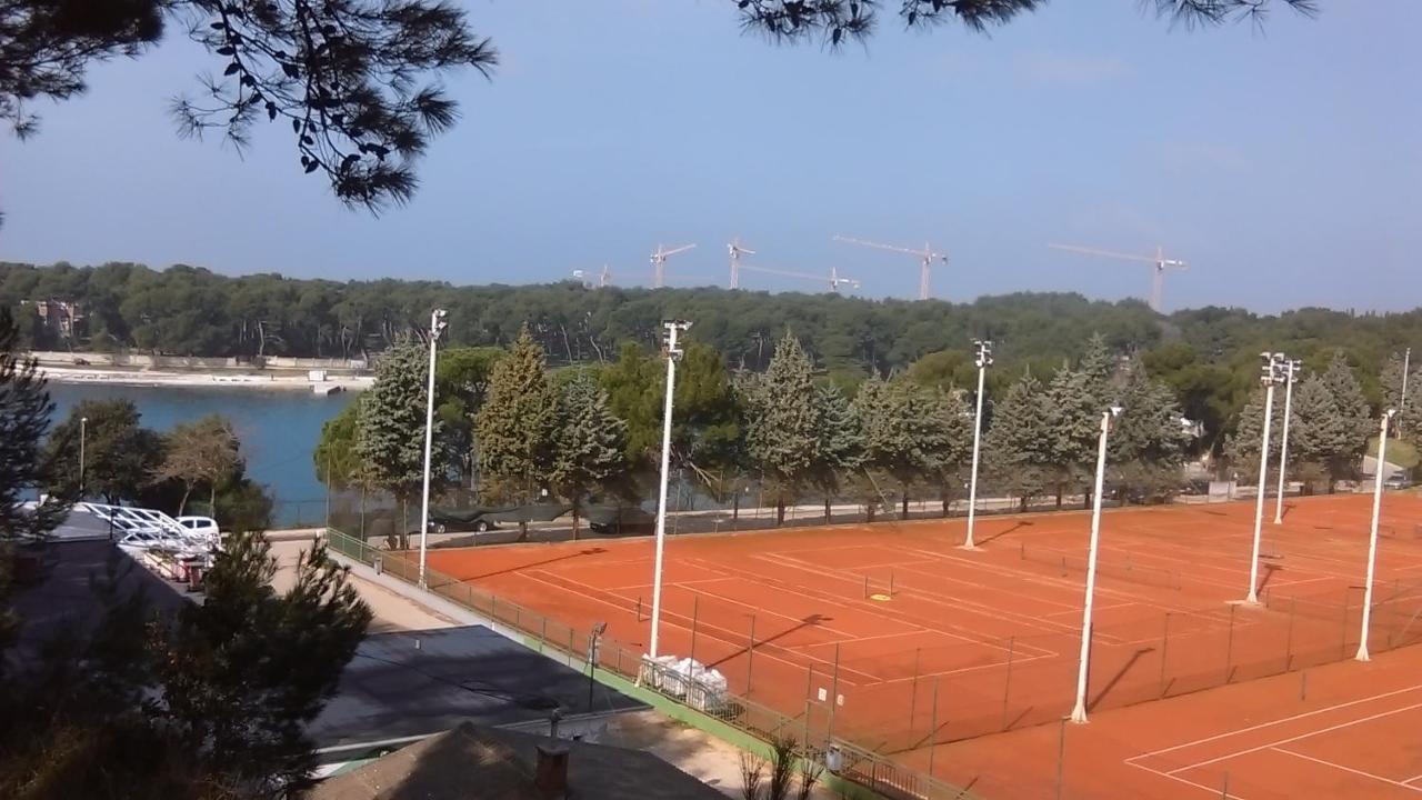 Popovic Appartement Pula Buitenkant foto